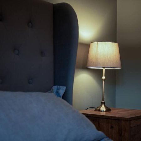 Appartamento The Nest - Cosy And Quiet 1 Bed Central Buckingham Esterno foto