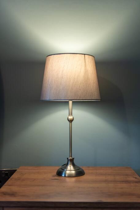 Appartamento The Nest - Cosy And Quiet 1 Bed Central Buckingham Esterno foto