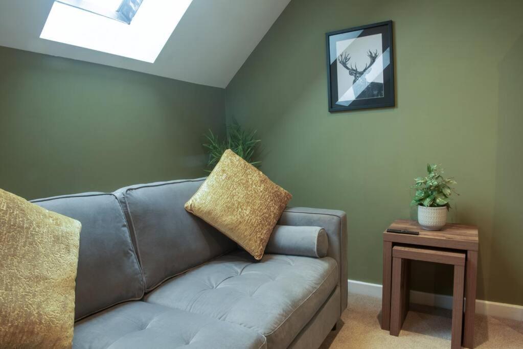 Appartamento The Nest - Cosy And Quiet 1 Bed Central Buckingham Esterno foto